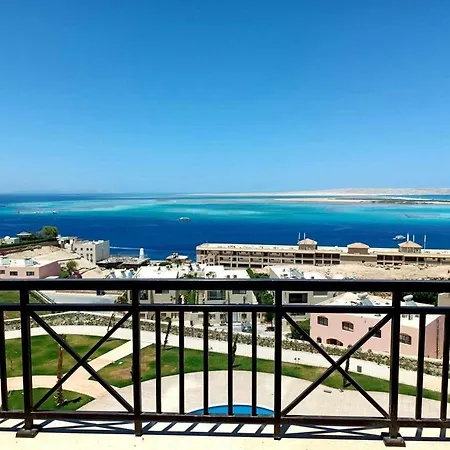 The View Honeymoon Apartment